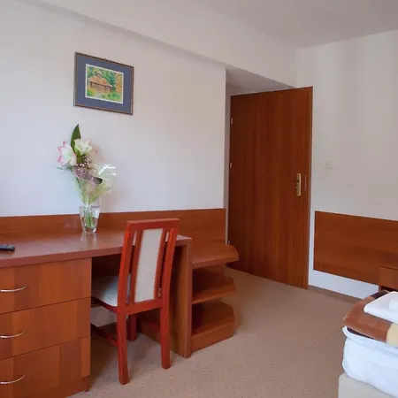 Osrodek Sanatoryjno-wczasowy Hajduczek *