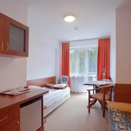 Osrodek Sanatoryjno-wczasowy Hajduczek * Krynica Zdroj