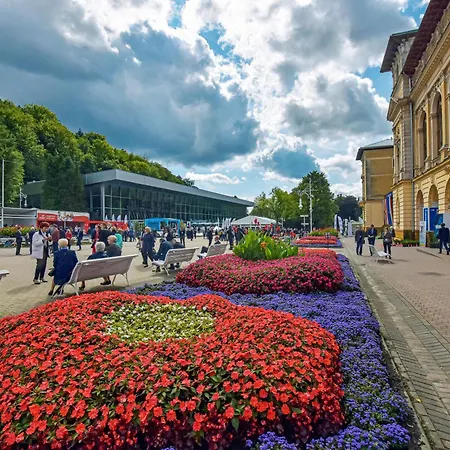 Feriested Osrodek Sanatoryjno-wczasowy Hajduczek *
